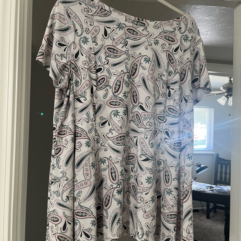 Roz & Ali Floral and Paisley Blouse